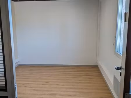 bureau de 40m2 annecy