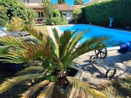 maison familiale avec piscine chauffée 130m2