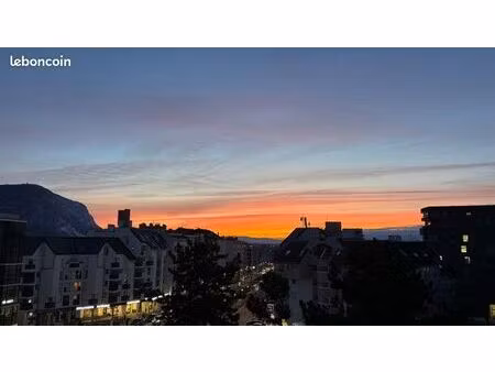 lumineux t2 44m2 au tram croix d’ambilly