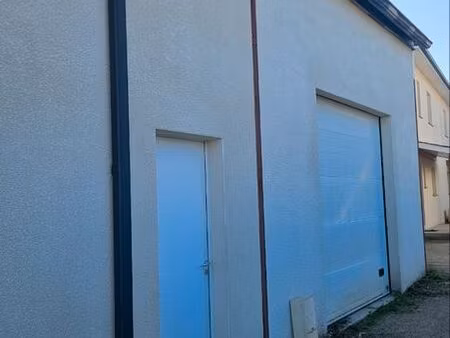 location entrepot 100m2