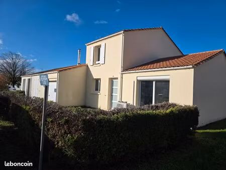 maison 3 chambres a vendre