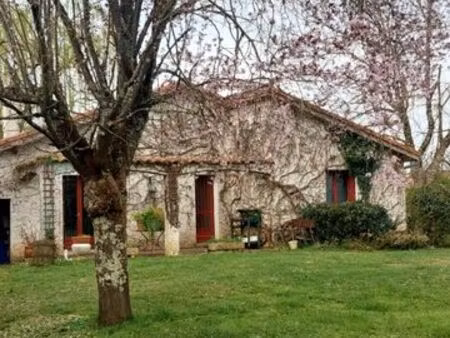 charmante maison avec grand et beau jardin