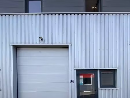 local + bureaux à pringy - 180 m² avec parking