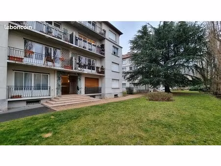 appartement 4 pièces 81 m²