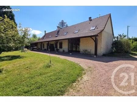 maison 9 pièces 195 m²