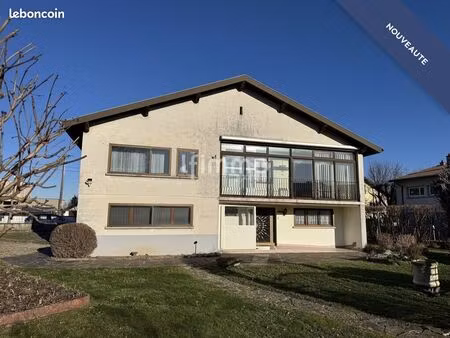 maison 6 pièces 153 m²