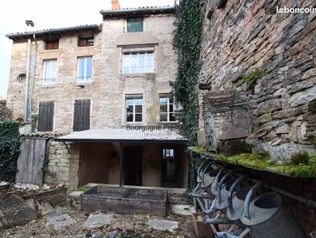 immeuble 9 pièces 246 m²