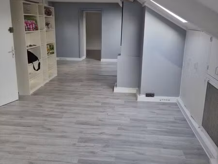 bureau location melun