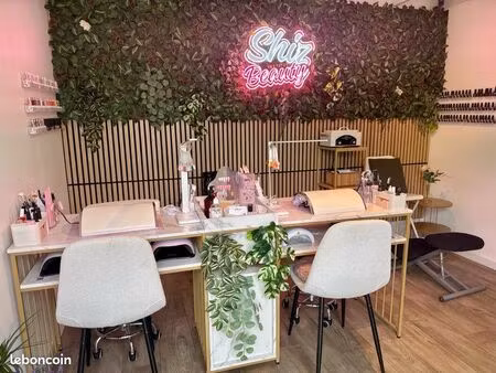 location table manucure / onglerie