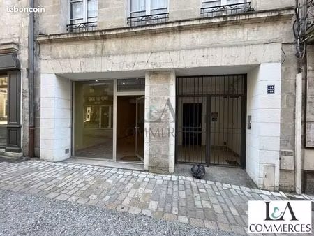 local commercial 64 m²