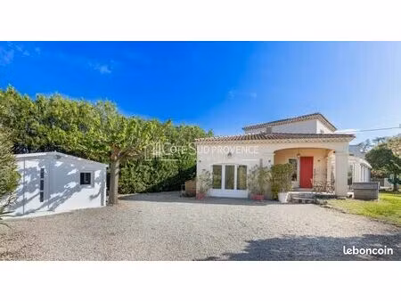 villa 6 pièces 165 m²
