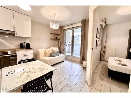 t2 meublé 30m2 | balcon | parking - location au mois - professionnels ou etudiants