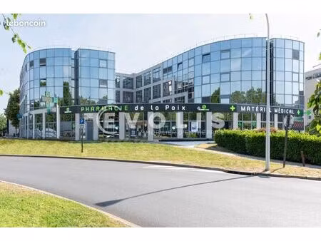 bureaux 358 m²