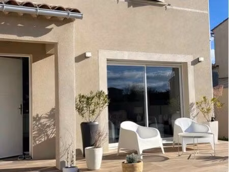 maison de 4 pièces avec piscine à cheval-blanc