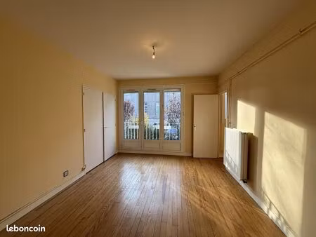 appartement 3 pièces 54 m²