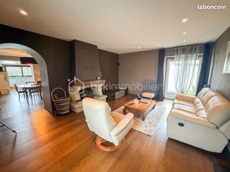 longère 7 pièces 155 m²