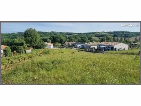 terrain 1076 m² la salvetat-belmontet
