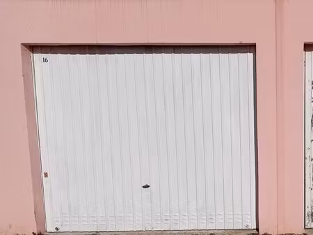 garage à louer la comtadine