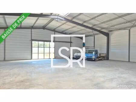 local d'activité 1 200 m²