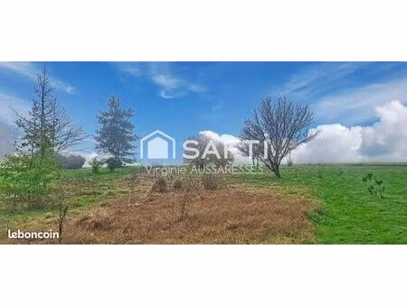 terrain 935 m² comberouger
