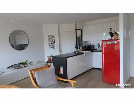 appartement t2 climatisé meublé centre village