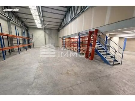 local bureaux 531 m²