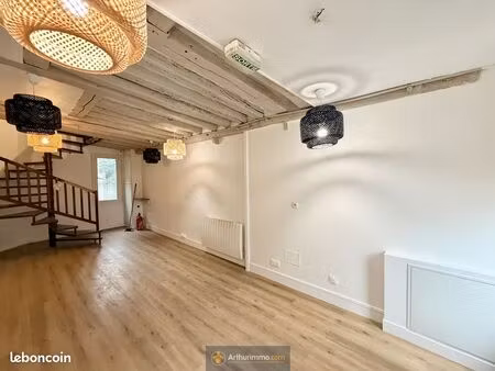 local 90 m² coulommiers