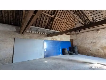 a louer grange de 80m2