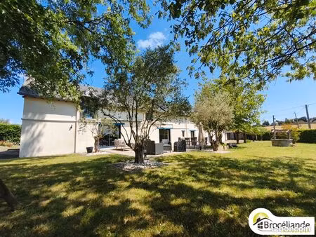 longère 6 pièces 246 m²