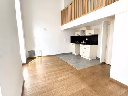 t2/t3 traversant hyper centre-ville