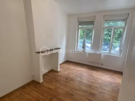 immeuble 4 pièces 84 m²