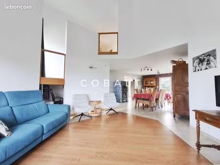 maison 7 pièces 165 m²