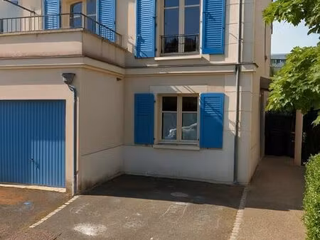 maison 6 pièces 160m²