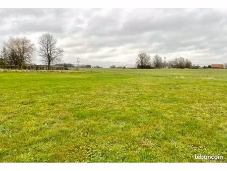 terrain 700 m2 bersée