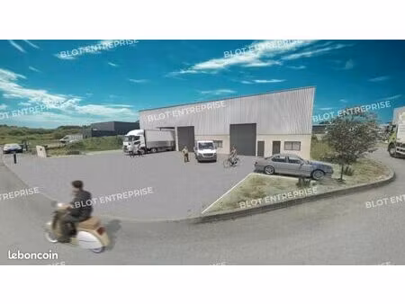 local d'activité 150 m²