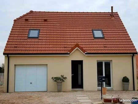 maison 4 pièces 85 m²