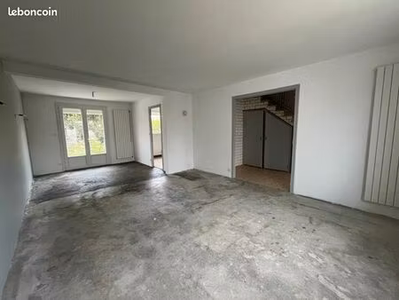 maison 7 pièces 145 m²