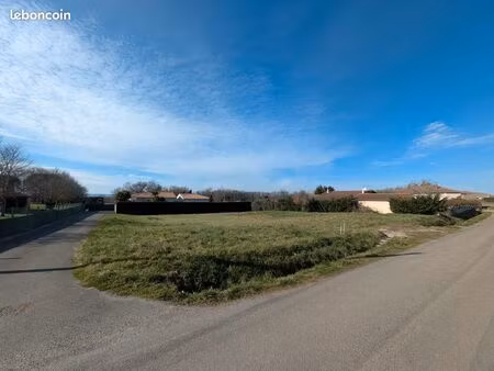 terrain à bâtir - 720m² à montbartier