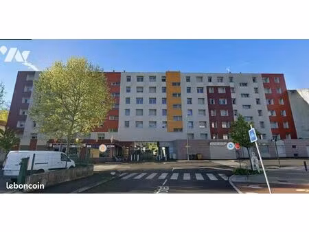 appartement 4 pièces 75 m²