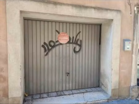 garage de stockage centre historique apt