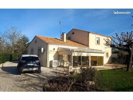 maison 7 pièces - 165m²