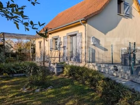 pavillon 6 pièces 150 m²