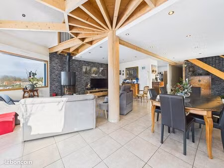 maison 6 pièces 200 m²