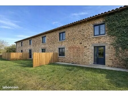 maison en pierre rénovée - 125 m2 - meilhac