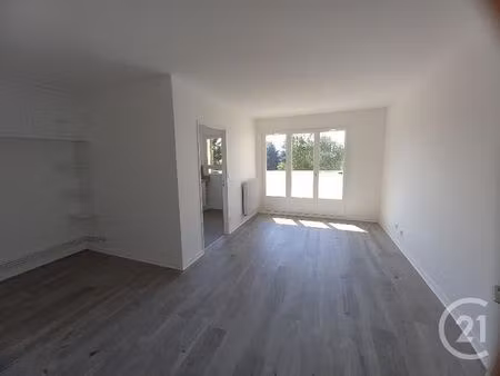 appartement f1 à louer - 1 pièce - 32 79 m2 - elancourt - 78 - ile-de-france