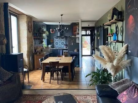 maison en pierre avec studio