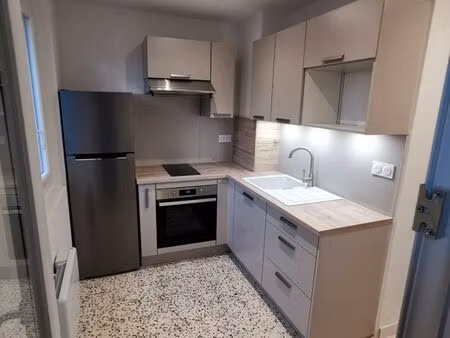 t2 à louer vaison centre