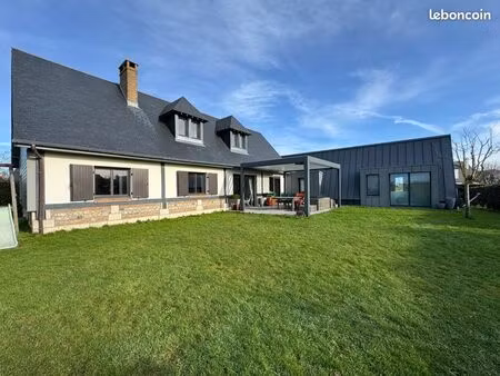 maison familiale à fontaine-la-mallet