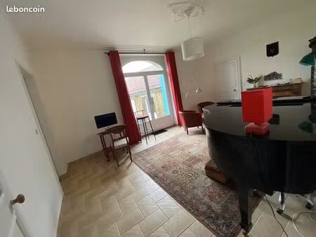 maison de ville 6 pièces 196 m²