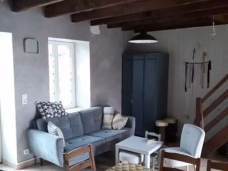 location maison en village